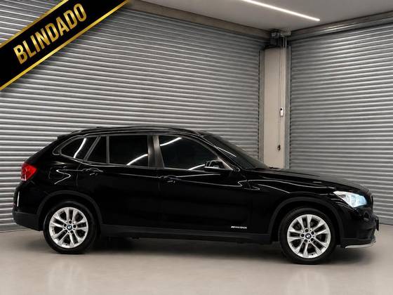 BMW X1 2.0 16V TURBO ACTIVEFLEX SDRIVE20I X-LINE 4P AUTOMÁTICO BMW X1 2.0 16V TURBO ACTIVEFLEX SDRIVE20I X-LINE 4P AUTOMÁTICO